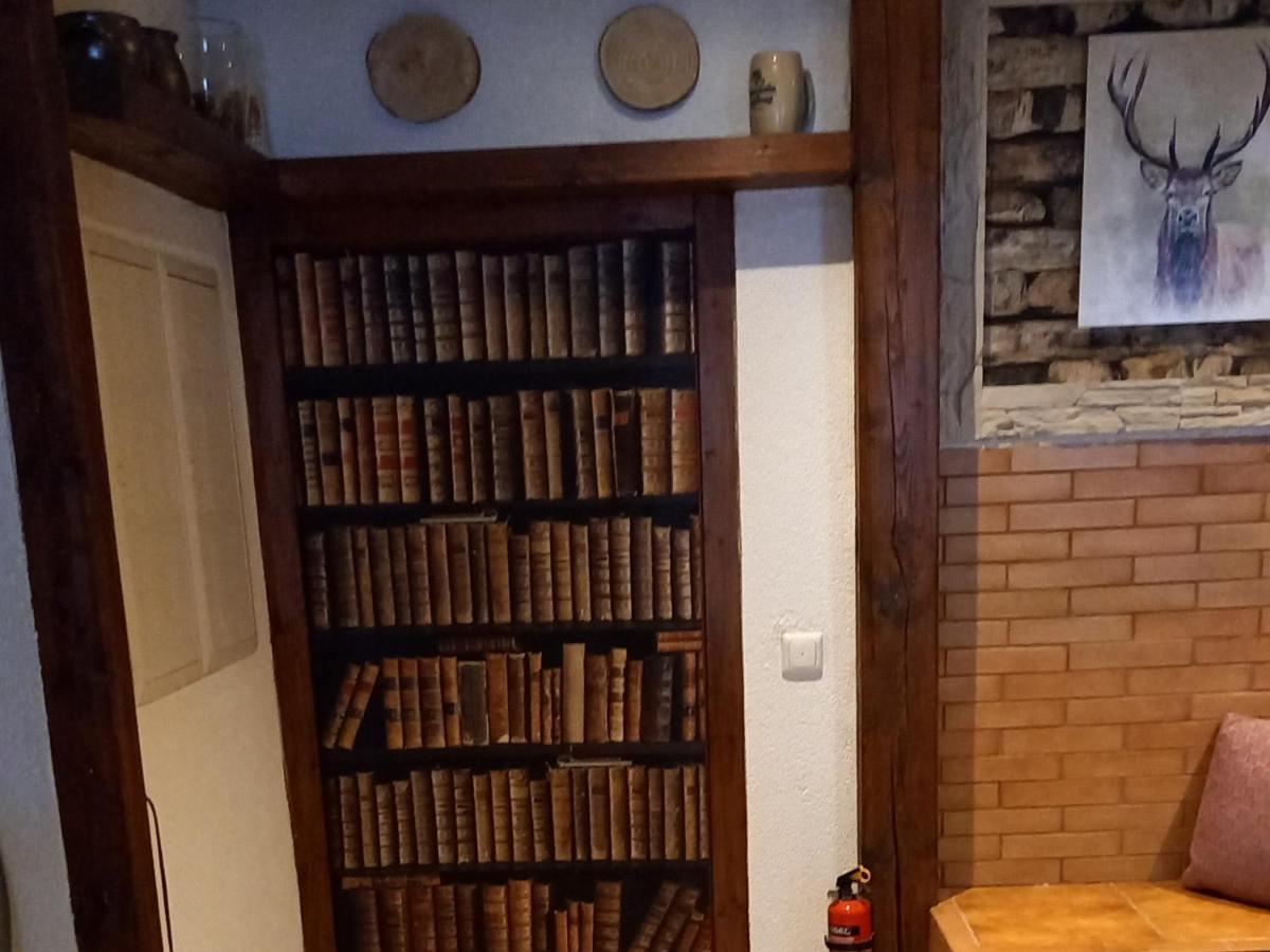 Monteur- Und Ferienwohnung Waldrauschen Fehrenbach Екстер'єр фото
