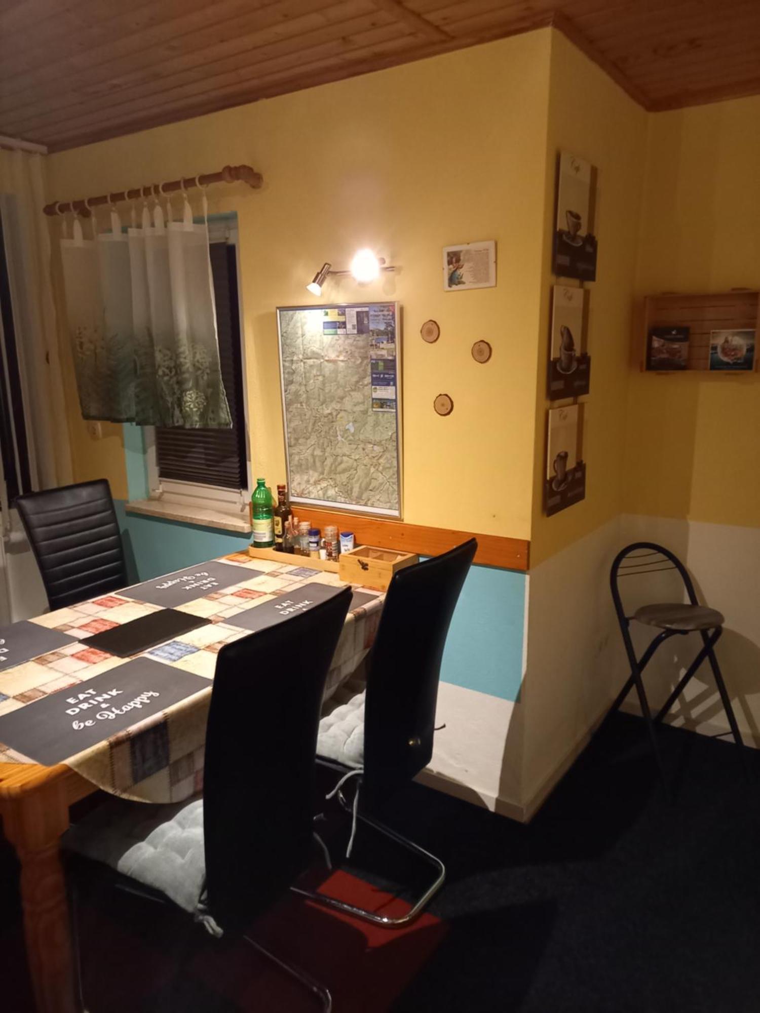 Monteur- Und Ferienwohnung Waldrauschen Fehrenbach Екстер'єр фото
